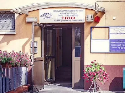 Trio אכסניה *